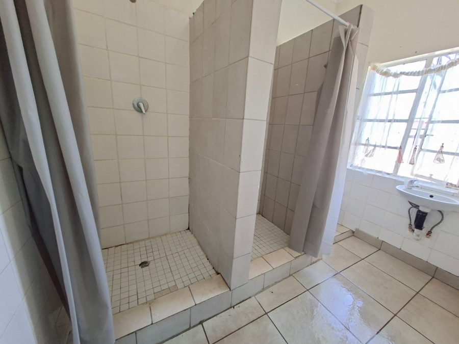 6 Bedroom Property for Sale in Park West Free State